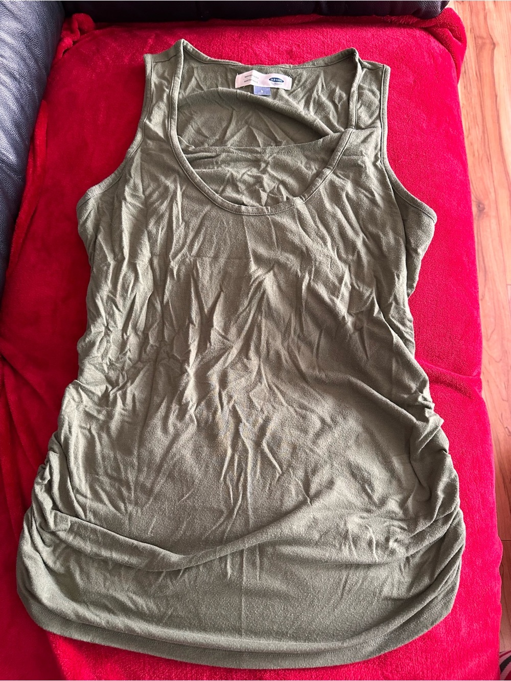 Maternity/Breastfeeding Old Navy Olive Green Scoop Neck Tank